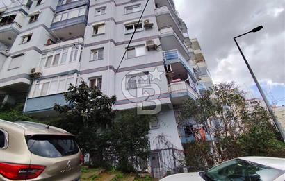 Güzelyalı'da Oturum ve Yatırım İçin Değerli 3+1 Satılık Daire