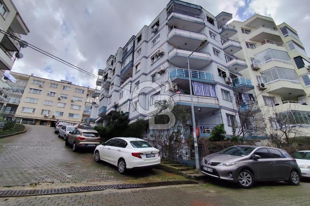 Güzelyalı'da Oturum ve Yatırım İçin Değerli 3+1 Satılık Daire