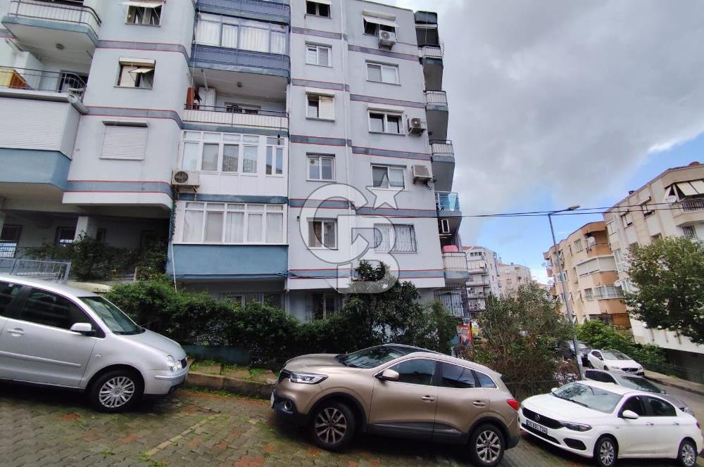 Güzelyalı'da Oturum ve Yatırım İçin Değerli 3+1 Satılık Daire