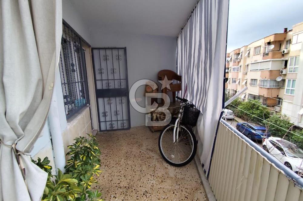 Güzelyalı'da Oturum ve Yatırım İçin Değerli 3+1 Satılık Daire