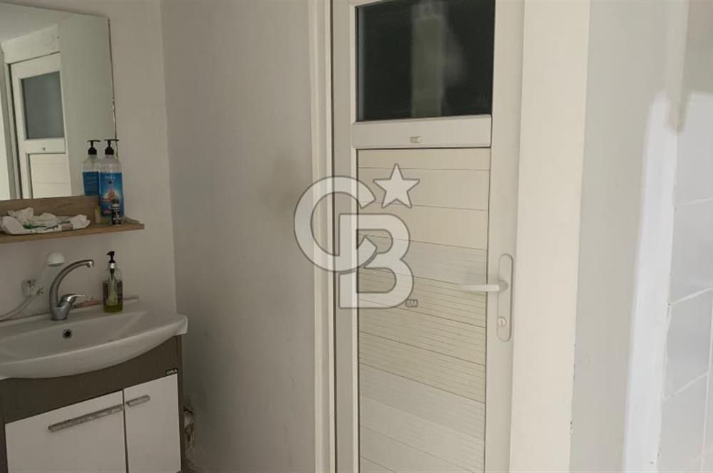 Ümraniye İstiklal Mahallesi Cadde Üzeri Satılık Dükkan