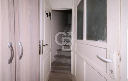 Fatih Hırka-i Şerif Camii’ne 100 Metre Mesafede Satılık Bina