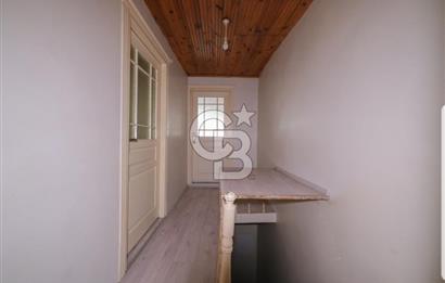 Fatih Hırka-i Şerif Camii’ne 100 Metre Mesafede Satılık Bina