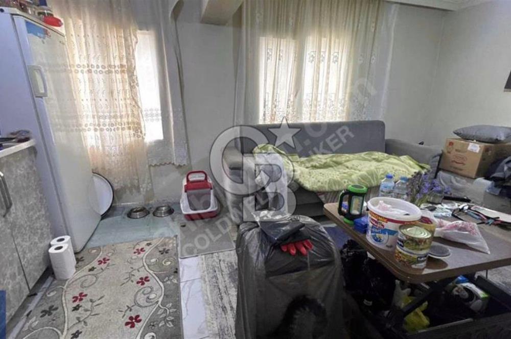 TORBALI KARAKUYUDA 102 m ARSA İÇERİSİNDE MÜSTAKİL 1+1 EV