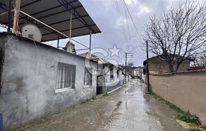 TORBALI KARAKUYUDA 102 m ARSA İÇERİSİNDE MÜSTAKİL 1+1 EV