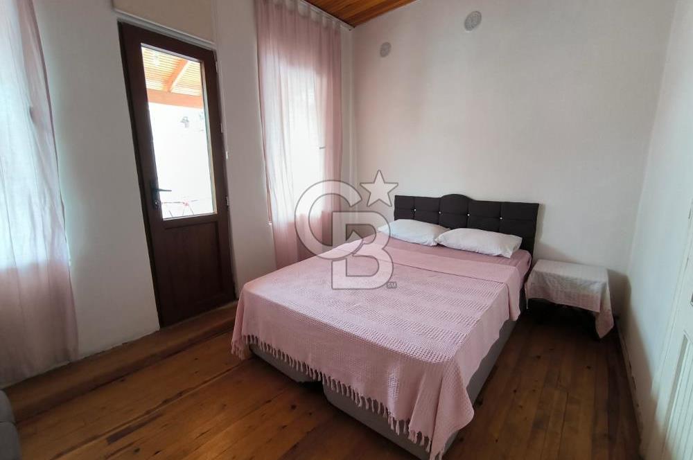 AYVALIK MERKEZDE SATILIK MÜSTAKİL RUM EVİ