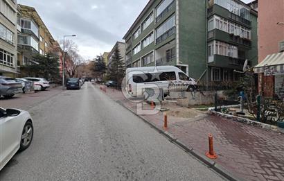 ÇANKAYA KAVAKLIDERE'DE BİNEKTAŞI SOKAKTA KİRALIK 2+1 DAİRE
