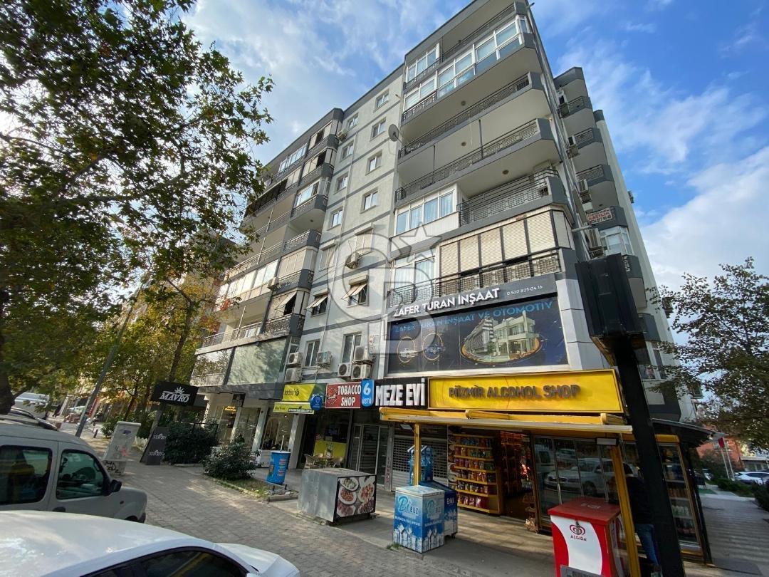 Museland’tan Cadde Üzeri Köşe Konumlu Kiralık Ofis