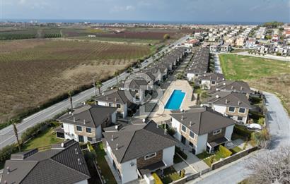 Fırsat! Kuşadası Zeta Park'ta 250m2 Arsa İçinde 3+1 Lüks Villa