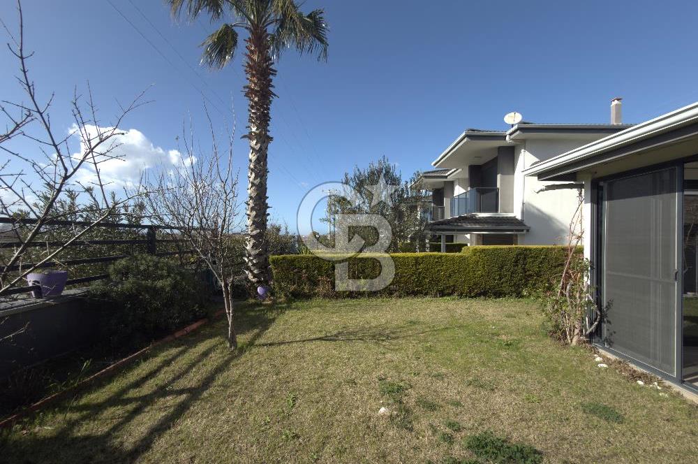 Fırsat! Kuşadası Zeta Park'ta 250m2 Arsa İçinde 3+1 Lüks Villa