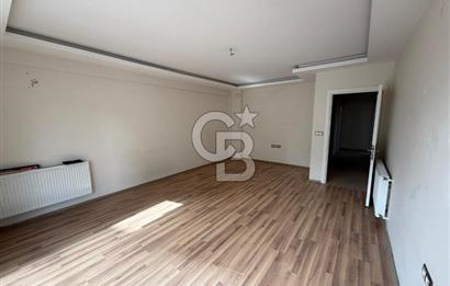 Karşıyaka Şemikler'de geniş 3 + 1 kapalı otoparklı daire