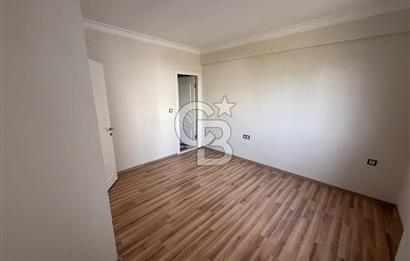 Karşıyaka Şemikler'de geniş 3 + 1 kapalı otoparklı daire