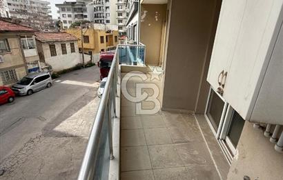 Karşıyaka Şemikler'de geniş 3 + 1 kapalı otoparklı daire