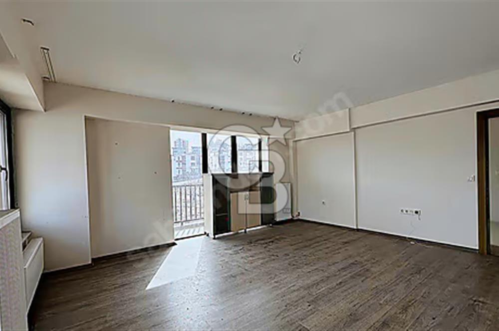 ALACAATLIDA KONUT VE TİCARİ KULLANIMA UYGUN AVANTAJLI DAİRE