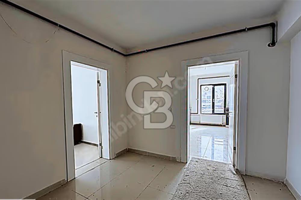 ALACAATLIDA KONUT VE TİCARİ KULLANIMA UYGUN AVANTAJLI DAİRE