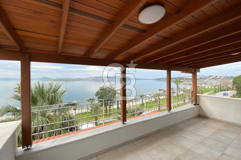 AYVALIK’TA DENİZE SIFIR SATILIK 5+1 TRİPLEKS