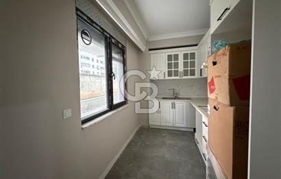 SUADİYE K. ARİF CADDESİ’NDE SATILIK BAHÇE KULLANIMLI 2+1 DAİRE 