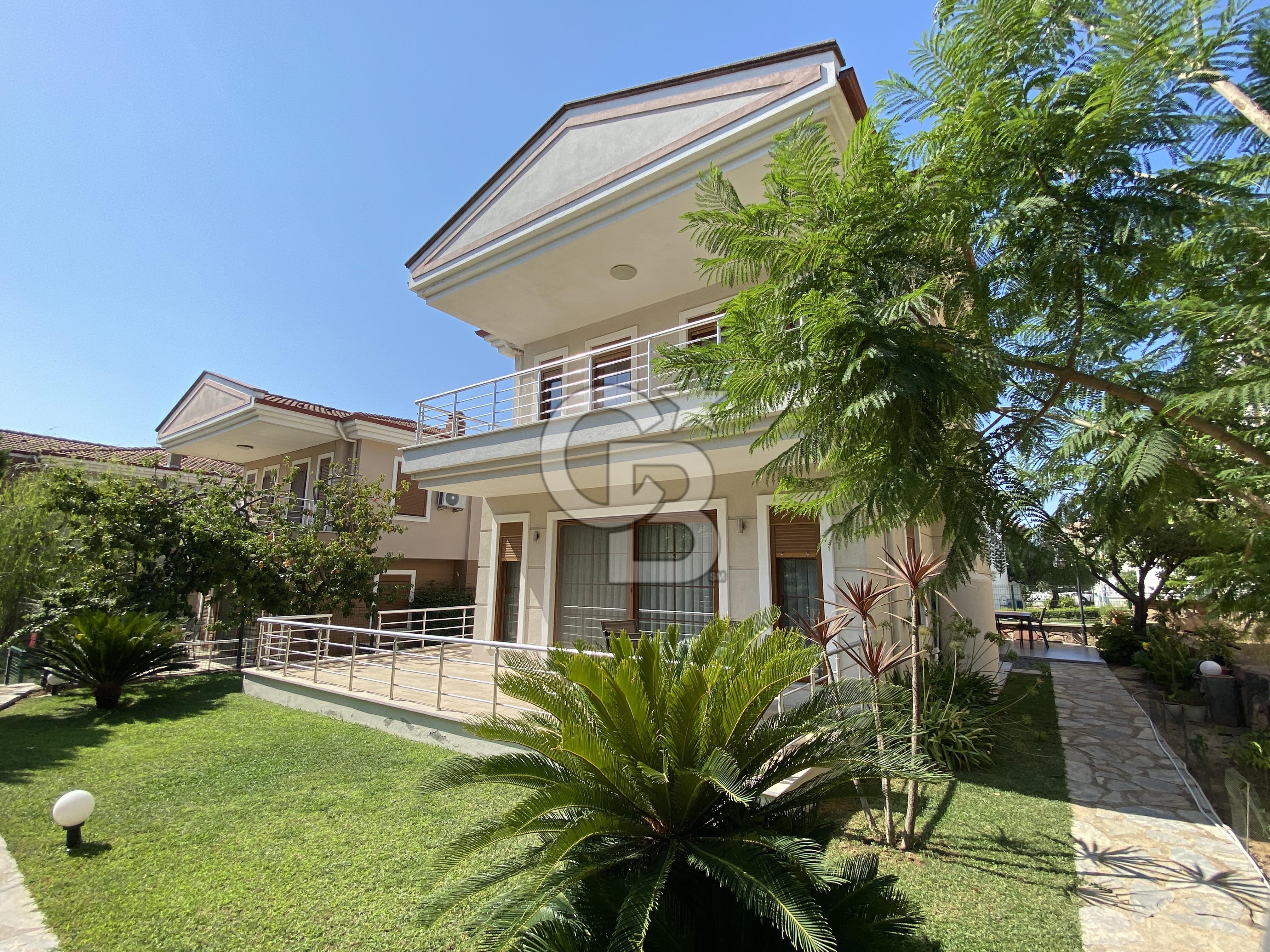 Çamlık Laka’da Doğayla İç İçe 3+1 Satılık Villa