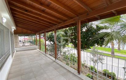 AYVALIK’TA DENİZE SIFIR SATILIK 5+1 TRİPLEKS