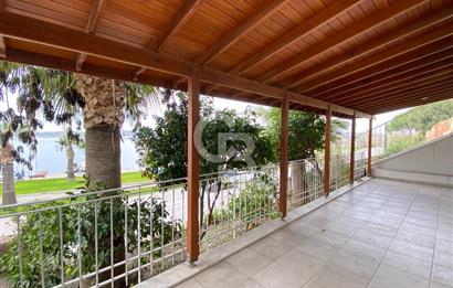 AYVALIK’TA DENİZE SIFIR SATILIK 5+1 TRİPLEKS