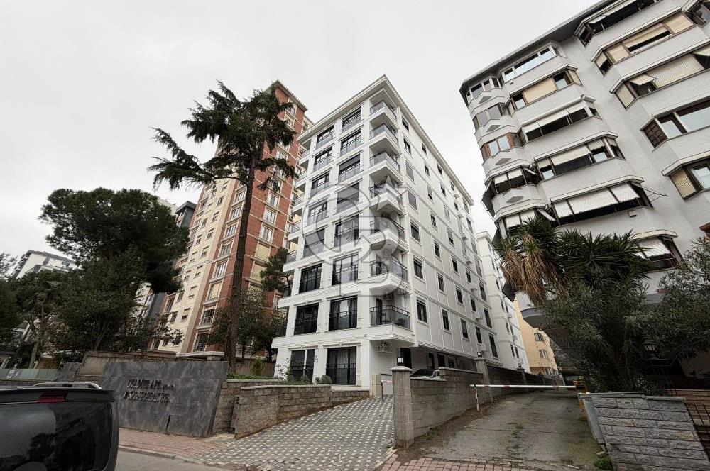 SUADİYE K. ARİF CADDESİ’NDE SATILIK BAHÇE KULLANIMLI 2+1 DAİRE 