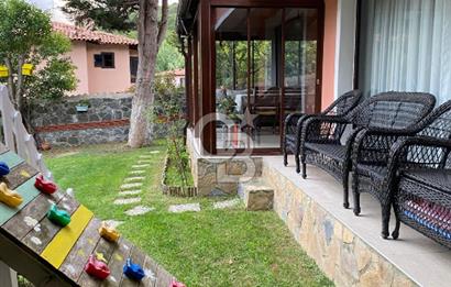 DOĞAYLA İÇ İÇE | İMRENDEREDE 3 KATLI BAHÇELİ LÜKS VİLLA