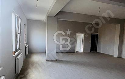 ARNAVUTKÖY CADDEDE KİRALIK OFİS