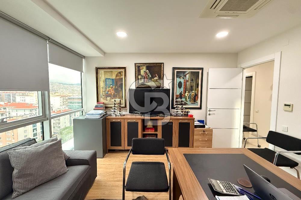 Bayraklı Lider Centrio'da 2+1 Kiralık Ofis