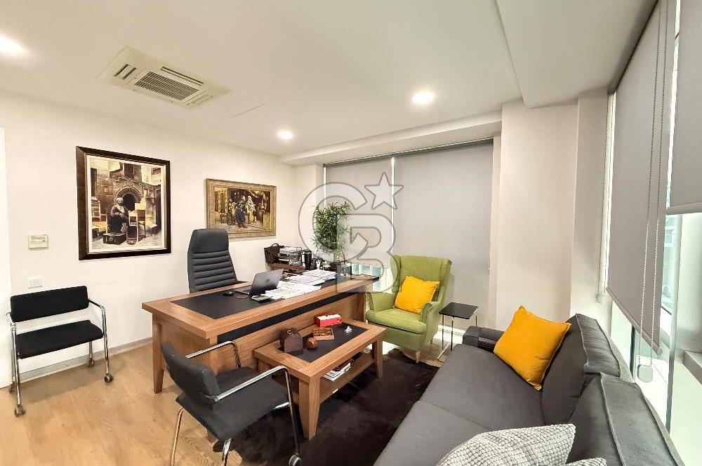 Bayraklı Lider Centrio'da 2+1 Kiralık Ofis
