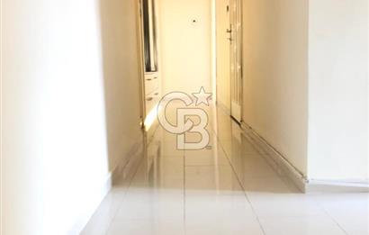 Bornova Küçükpark'ta Satılık 4+1 Geniş Daire