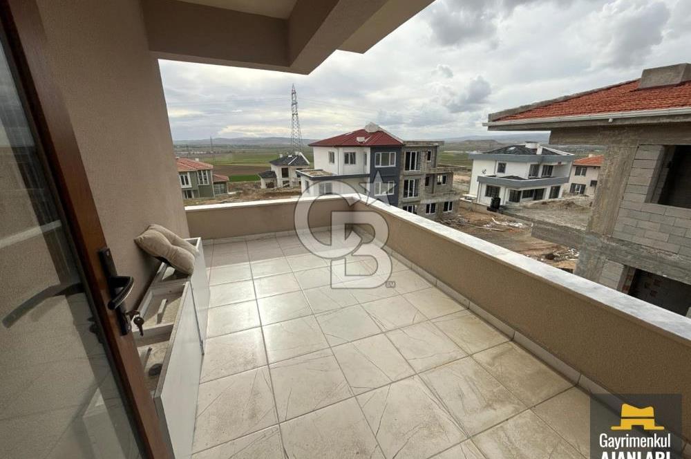 ALCI MAHALLESİNDE İŞYERİNE KONUTA UYGUN SIFIR SATILIK İKİZ VİLLA