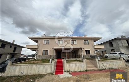 ALCI MAHALLESİNDE KONUTA İŞYERİNE UYGUN SIFIR SATILIK İKİZ VİLLA