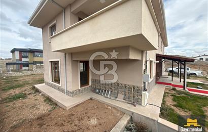 ALCI MAHALLESİNDE KONUTA İŞYERİNE UYGUN SIFIR SATILIK İKİZ VİLLA