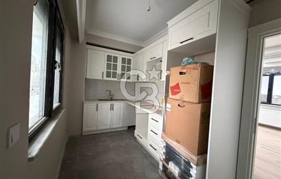 SUADİYE K. ARİF CADDESİ’NDE SATILIK BAHÇE KULLANIMLI 2+1 DAİRE 