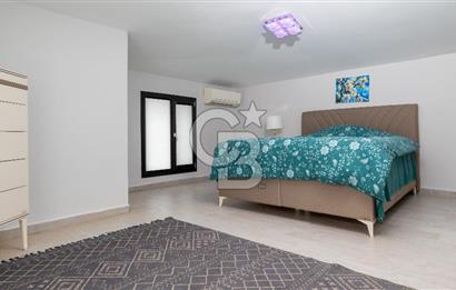 İZMİR SEFERİHİSAR ULAMIŞ'TA SATILIK LÜKS VİLLA CB PH