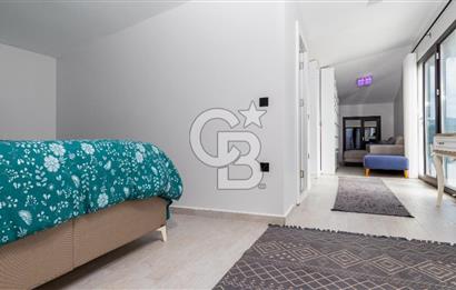 İZMİR SEFERİHİSAR ULAMIŞ'TA SATILIK LÜKS VİLLA CB PH