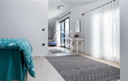 İZMİR SEFERİHİSAR ULAMIŞ'TA SATILIK LÜKS VİLLA CB PH