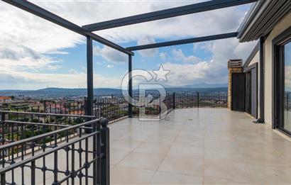 İZMİR SEFERİHİSAR ULAMIŞ'TA SATILIK LÜKS VİLLA CB PH