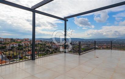 İZMİR SEFERİHİSAR ULAMIŞ'TA SATILIK LÜKS VİLLA CB PH