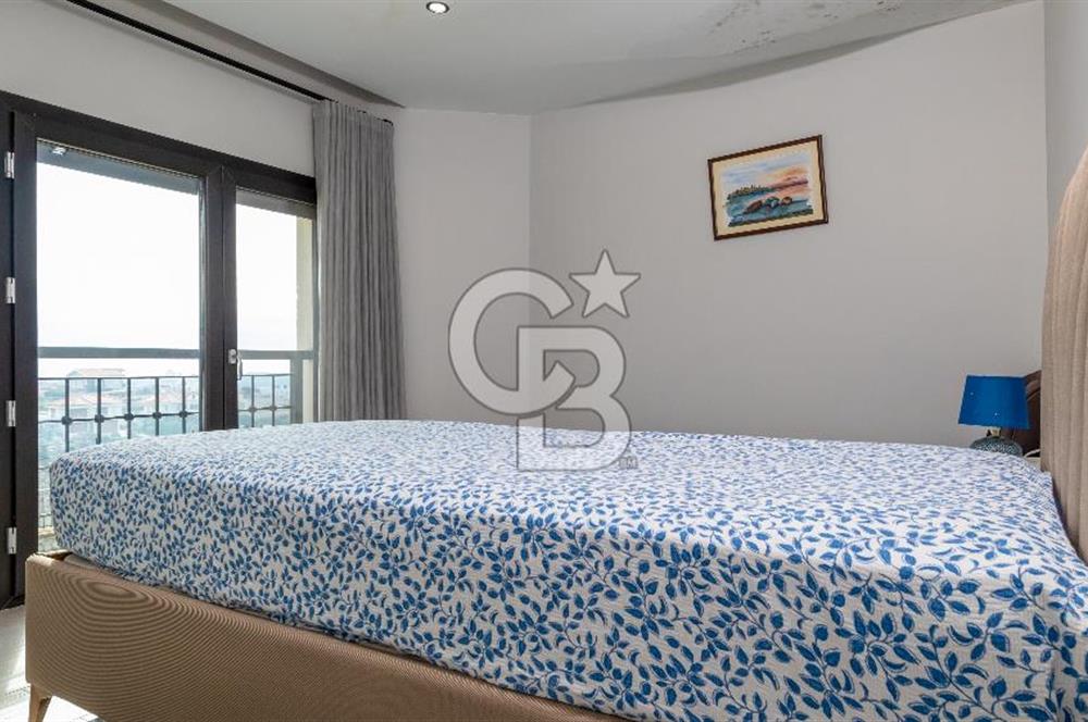 İZMİR SEFERİHİSAR ULAMIŞ'TA SATILIK LÜKS VİLLA CB PH