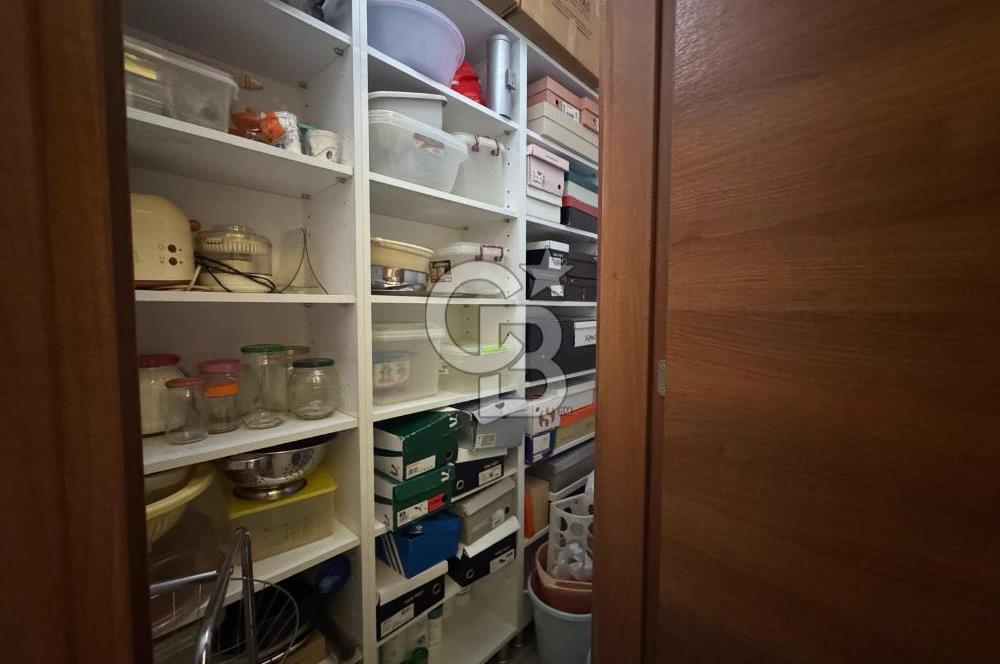 KARŞIYAKA BAHÇELİEVLER'DE SATILIK; KATTA TEK, EMSALSİZ 3+1 DAİRE