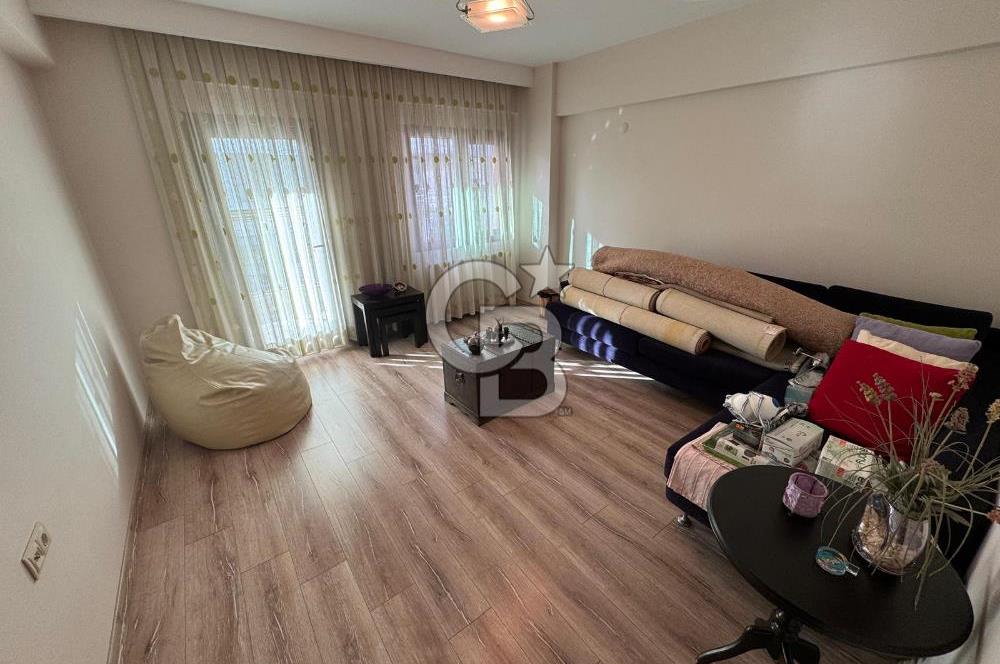 KARŞIYAKA BAHÇELİEVLER'DE SATILIK; KATTA TEK, EMSALSİZ 3+1 DAİRE