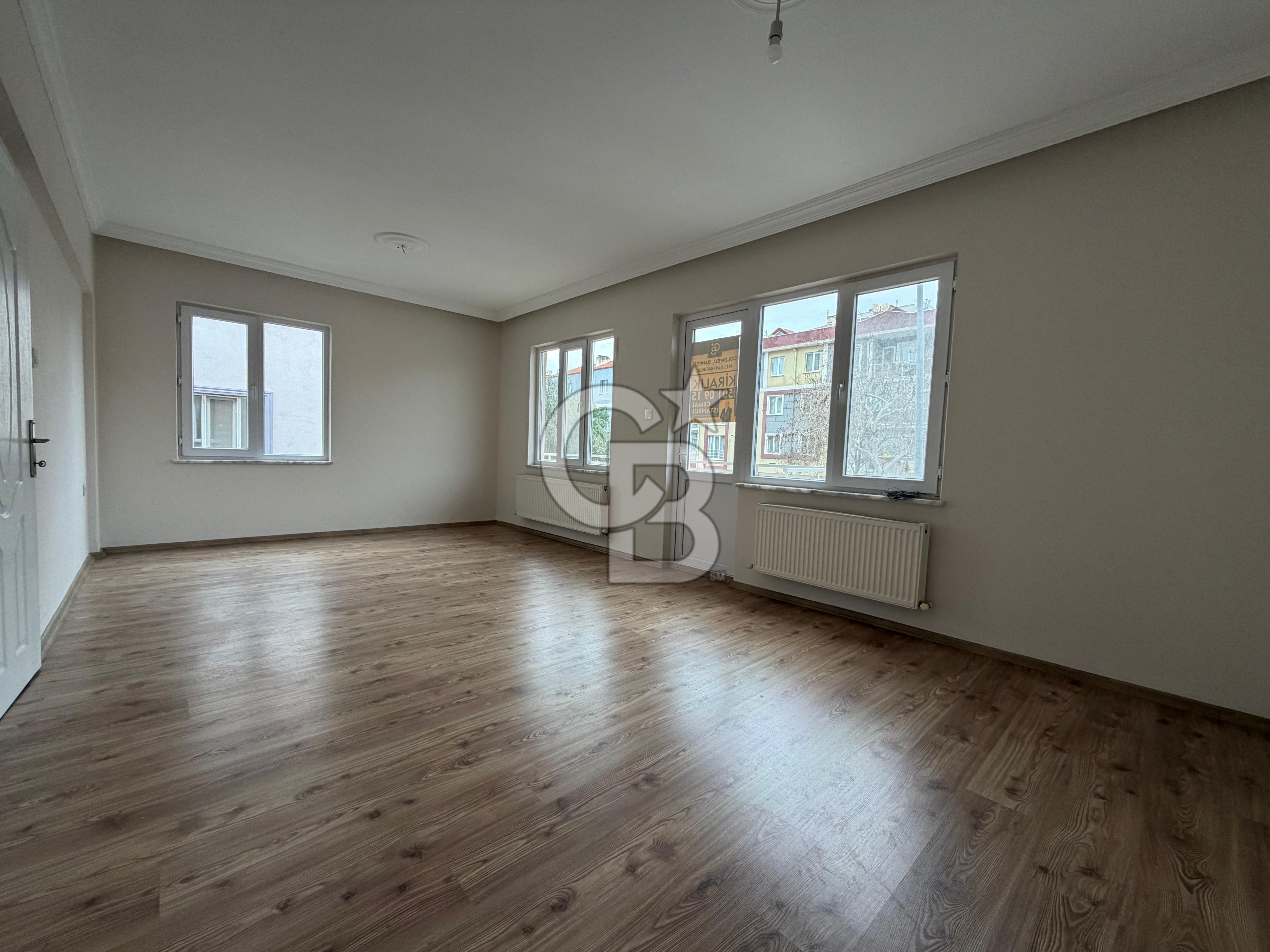 MERKEZİ KONUMDA BAKIMLI 3+1 KİRALIK DAİRE