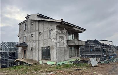 YALOVA KADIKÖY DE NATAMAM SATILIK MÜSTAKİL VİLLA!. 5+1