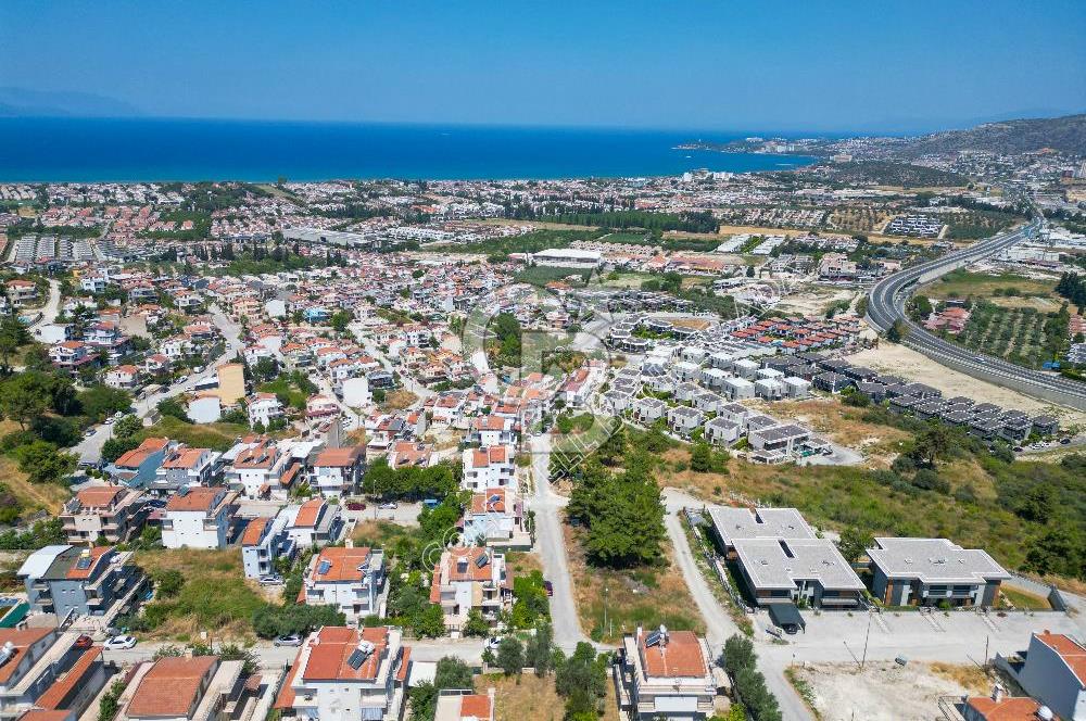 KUŞADASINDA VİLLA İMARLI DENİZ MANZARALI ARSA