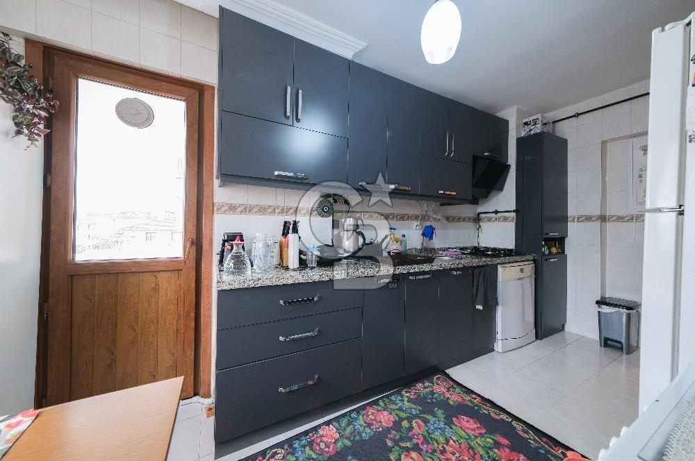 ÜMRANİYE ÇAMLIK SİTE İÇİNDE 140 M2 ARA KAT DEĞERLİ LOKASYON