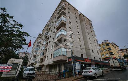 ÜMRANİYE ÇAMLIK SİTE İÇİNDE 140 M2 ARA KAT DEĞERLİ LOKASYON