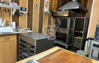 Konak Eşrefpaşa'da Börek & Boyoz İşletmeli Satılık Dükkan