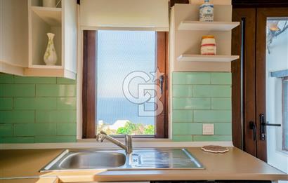 GÜMÜŞLÜK KOYUNBABA LEBİ DERYA MANZARALI BAHÇELİ MÜSTAKİL VİLLA