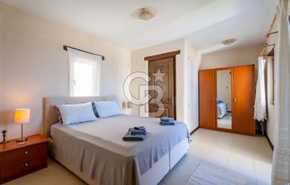 GÜMÜŞLÜK KOYUNBABA LEBİ DERYA MANZARALI BAHÇELİ MÜSTAKİL VİLLA